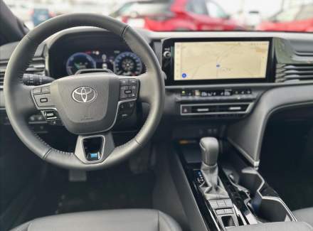 Toyota - Camry