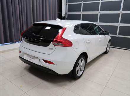 Volvo - V40