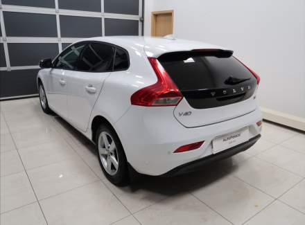 Volvo - V40