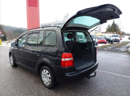 Volkswagen - Touran