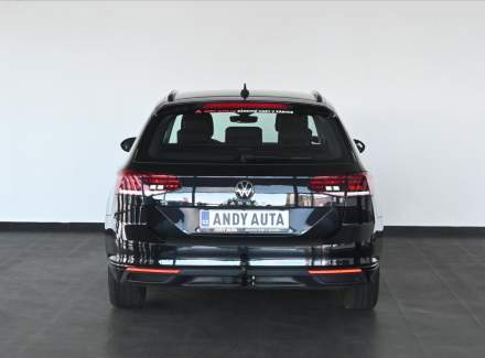 Volkswagen - Passat