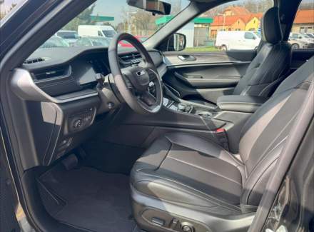 Jeep - Grand Cherokee