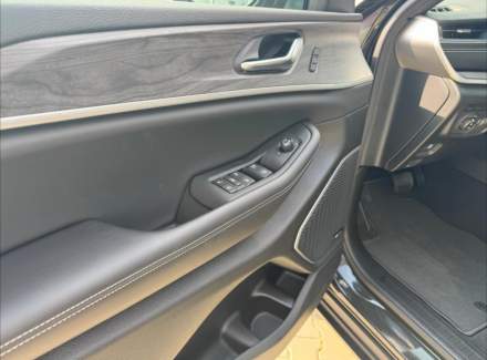 Jeep - Grand Cherokee