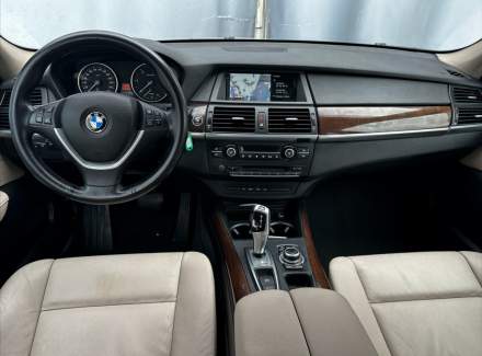 BMW - X5