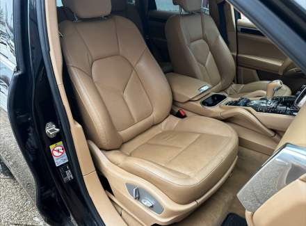 Porsche - Cayenne