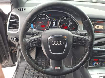 Audi - Q7