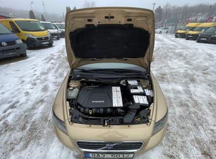 Volvo - S40