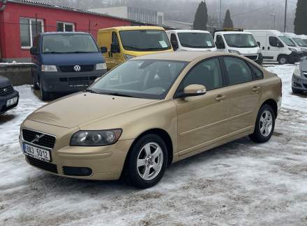 Volvo - S40