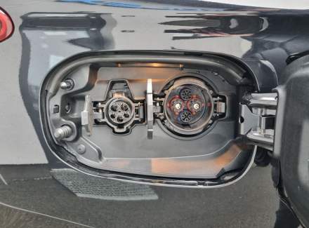 Mitsubishi - Outlander