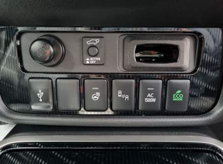 Mitsubishi - Outlander