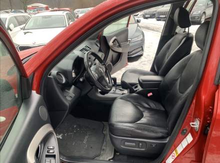 Toyota - RAV 4