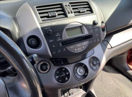 Toyota - RAV 4