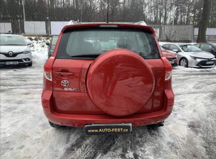 Toyota - RAV 4