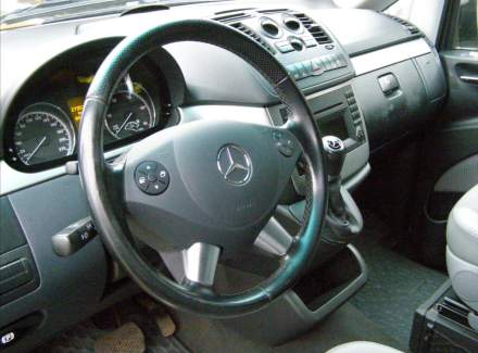 Mercedes-Benz - Viano
