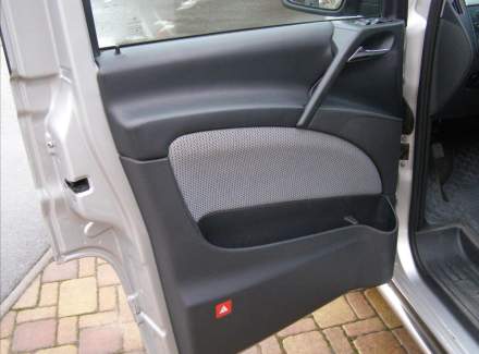 Mercedes-Benz - Viano