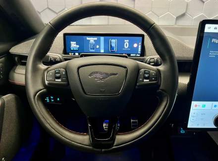 Ford - Mustang Mach-E