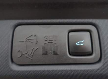 Ford - Mustang Mach-E