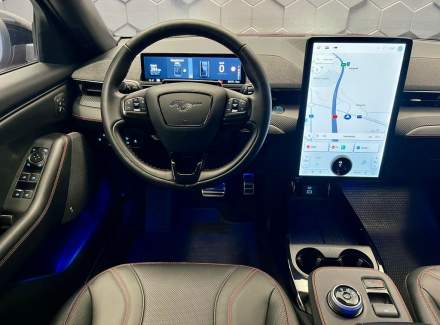 Ford - Mustang Mach-E