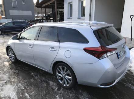 Toyota - Auris