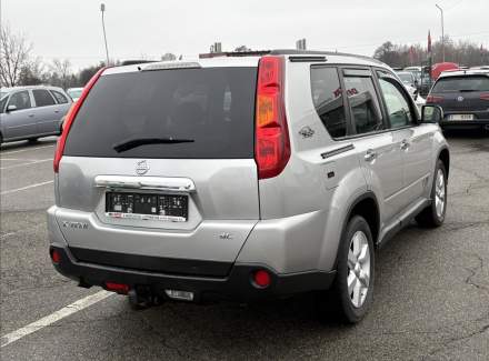 Nissan - X-Trail