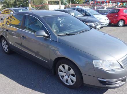 Volkswagen - Passat