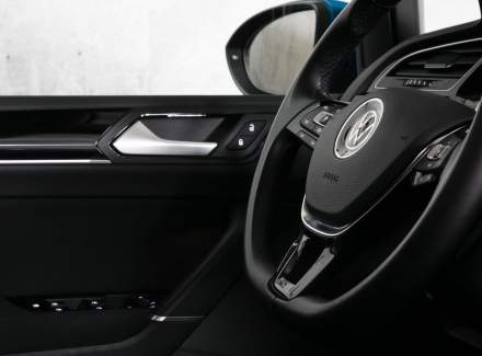 Volkswagen - Touran