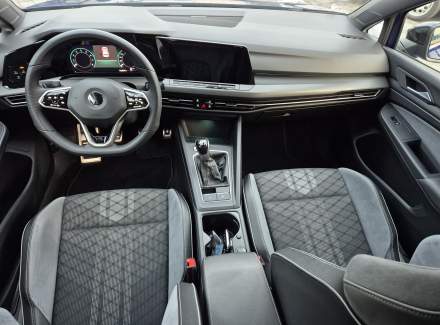 Volkswagen - Golf 1.5 TSI (130 Hp)