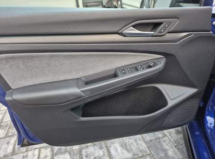 Volkswagen - Golf 1.5 TSI (130 Hp)