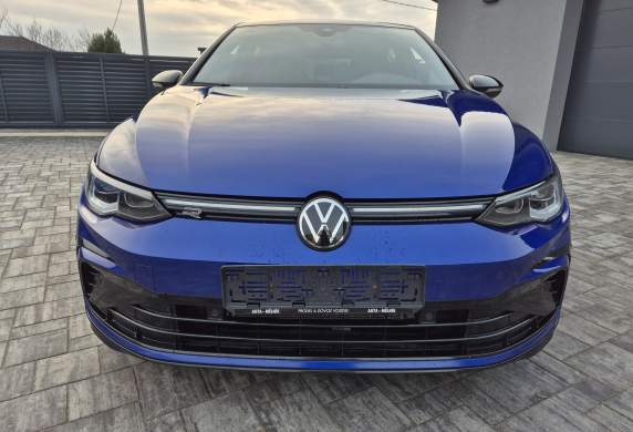 Volkswagen - Golf 1.5 TSI (130 Hp)