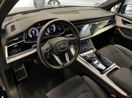 Audi - Q7