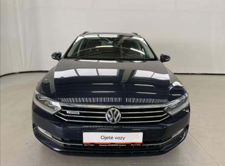 Volkswagen - Passat