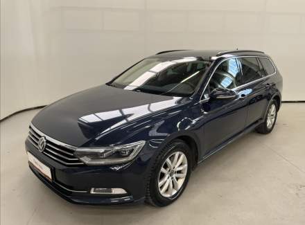 Volkswagen - Passat