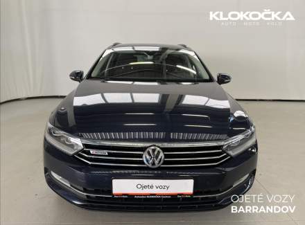 Volkswagen - Passat
