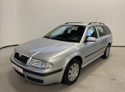 Škoda - Octavia