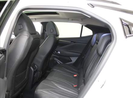 DS Automobiles - DS4 Crossback