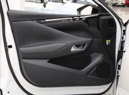 DS Automobiles - DS4 Crossback