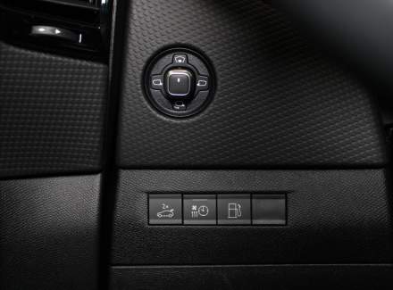 DS Automobiles - DS4 Crossback