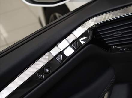 DS Automobiles - DS4 Crossback