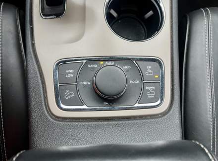 Jeep - Grand Cherokee