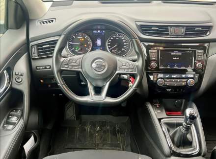 Nissan - Qashqai