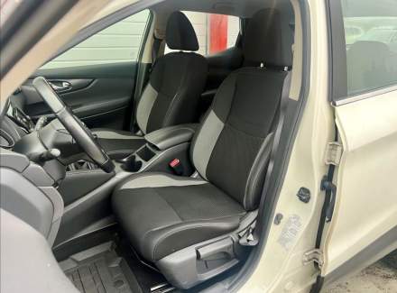 Nissan - Qashqai