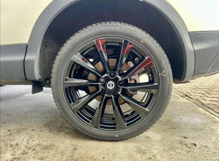 Nissan - Qashqai