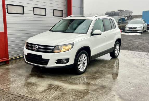 Volkswagen - Tiguan
