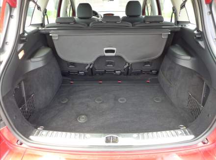 Peugeot - 308