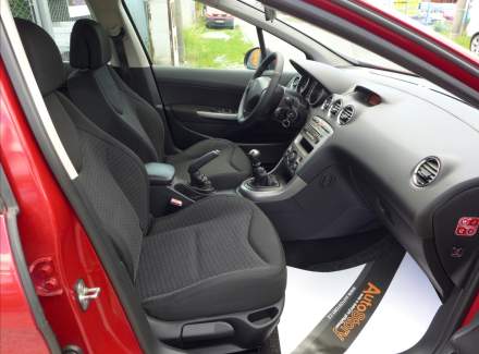 Peugeot - 308