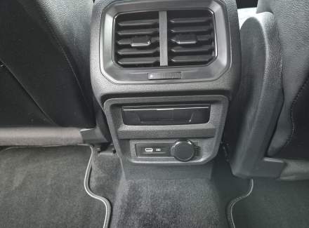 Volkswagen - Tiguan R-Line 2.0 TDI (150 Hp) 4MOTION SCR DSG