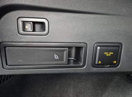 Volkswagen - Tiguan R-Line 2.0 TDI (150 Hp) 4MOTION SCR DSG