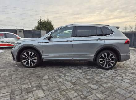 Volkswagen - Tiguan R-Line 2.0 TDI (150 Hp) 4MOTION SCR DSG