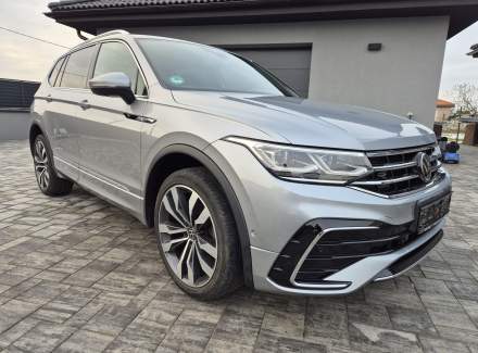 Volkswagen - Tiguan R-Line 2.0 TDI (150 Hp) 4MOTION SCR DSG