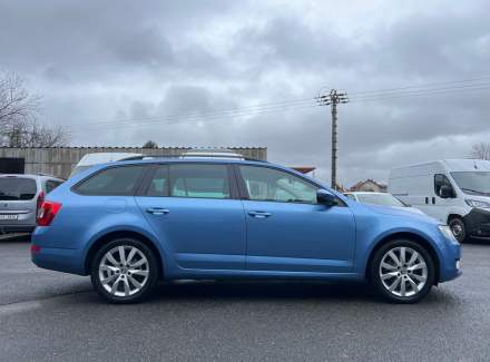 Škoda - Octavia